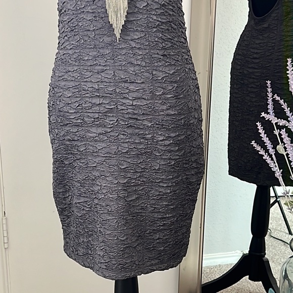 H & M stretch Dress size 8 - Picture 4 of 10